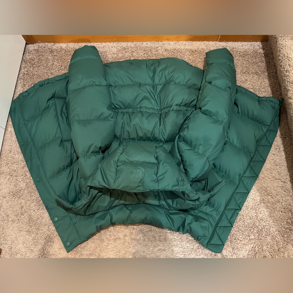 Lululemon Wunder Puff Puffer Jacket in Everglade Green - Size 8 - Picture 7 of 16